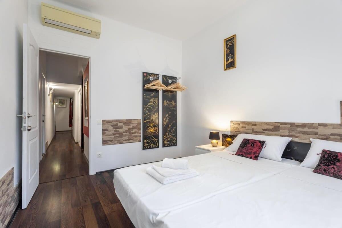 4- Bedroom In Gracia Village Apartment *