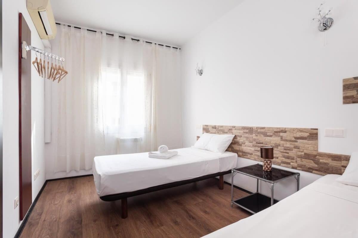4- Bedroom In Gracia Village * Barcelone